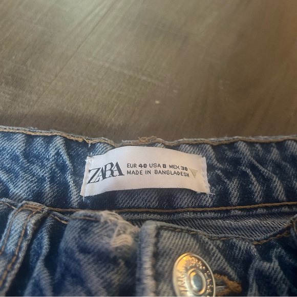 Zara Frilled Jean Shorts - Picture 3 of 3